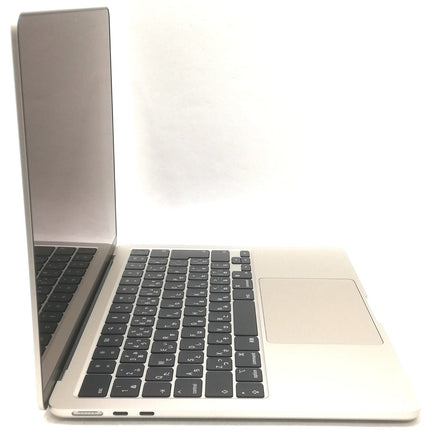MacBook Air M2 / 13インチ / 2022 / 8GB / 512GB / スターライト / ランク:A / MLY23J/A / A2681 【中古品管理番号:42792】