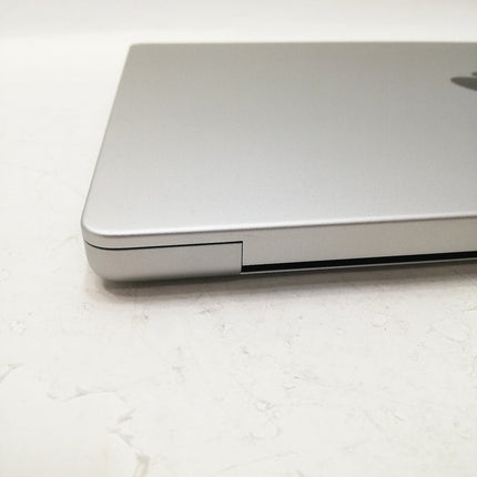 MacBook Pro M1 Pro / 16インチ / 2021 / 16GB / 512GB / シルバー / ランク:A / MK1E3J/A / A2485 【中古品管理番号:42794】