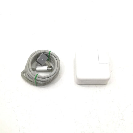 MacBook Air M2 / 13インチ / 2022 / 8GB / 256GB / スペースグレイ / ランク:B / MLXW3J/A / A2681 【中古品管理番号:42816】