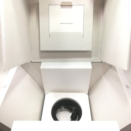 Mac Studio M1 Max / 2022 / 32GB / 512GB / シルバー / ランク:D / MJMV3J/A / A2615 【中古品管理番号:42829】