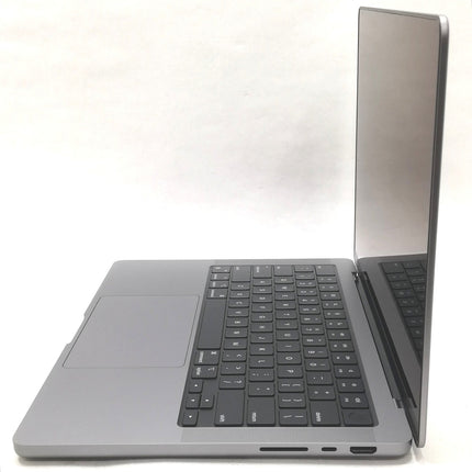 MacBook Pro M1 Pro / 14インチ / 2021 / 32GB / 512GB / スペースグレイ / ランク:B / MKGP3J/A / A2442 【中古品管理番号:42850】