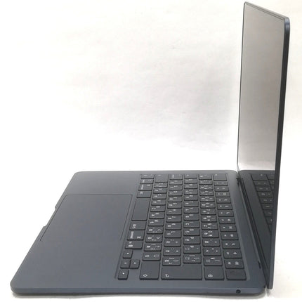 MacBook Air M4 / 13インチ / 2025 / 16GB / 256GB / ミッドナイト / ランク:C / MW123J/A / A3240 【中古品管理番号:42857】