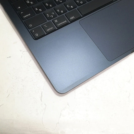 MacBook Air M4 / 13インチ / 2025 / 16GB / 256GB / ミッドナイト / ランク:C / MW123J/A / A3240 【中古品管理番号:42857】