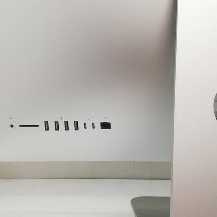iMac / 27インチ / 2019 / 16GB / 2TB / シルバー / ランク:C / MRR12J/A / A2115 【中古品管理番号:42865】