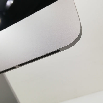 iMac / 27インチ / 2019 / 16GB / 2TB / シルバー / ランク:C / MRR12J/A / A2115 【中古品管理番号:42865】