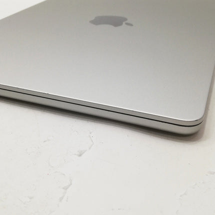 MacBook Air M2 / 13インチ / 2022 / 8GB / 512GB / シルバー / ランク:C / MLY03J/A / A2681 【中古品管理番号:42876】