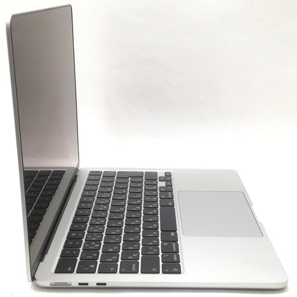 MacBook Air M2 / 13インチ / 2022 / 8GB / 512GB / シルバー / ランク:C / MLY03J/A / A2681 【中古品管理番号:42876】