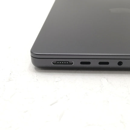MacBook Pro M3 Pro / 14インチ / Nov 2023 / 36GB / 1TB / スペースブラック / ランク:C / MRX33J/A / A2992 【中古品管理番号:42877】