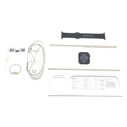 【中古品】 Apple Watch SE 第2世代 / 44mm / GPSモデル / MXEK3J/A / A2723 / ミッドナイトアルミニウムケース / ミッドナイトスポーツバンド (M/L) 【中古品管理番号:A41073】