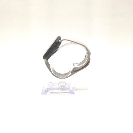 【中古品】 Apple Watch/ SE (第1世代) / 44mm /GPSモデル / MKQ43J/A / A2352 /  スペースグレイアルミニウムケース / スターライトスポーツバンド - (S/M) 【中古品管理番号:A41339】