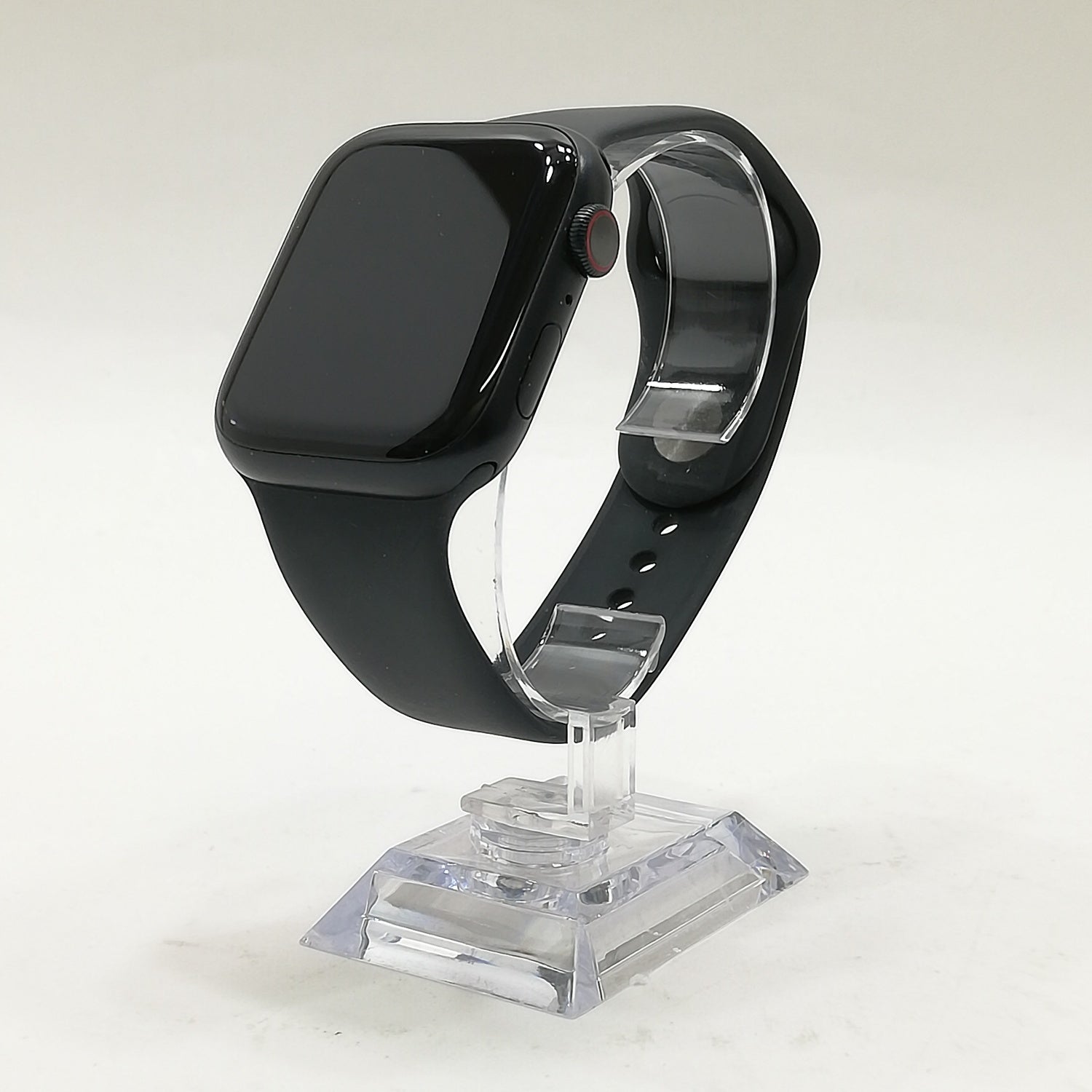 【中古品】 Apple Watch Series8 / 45mm / GPS + Cellularモデル / MNK43J/A / A2775 / ミッドナイトアルミニウムケースとミッドナイトスポーツバンド [管理番号:A0306]