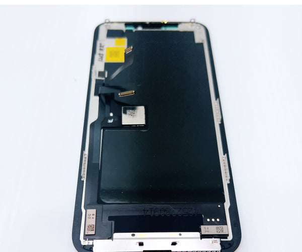 lcd-iphone11pro-01.jpg?crop= 