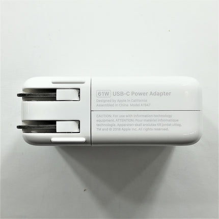 【中古品】Apple 61W USB-C電源アダプタ  [A_MRW22LL/A]