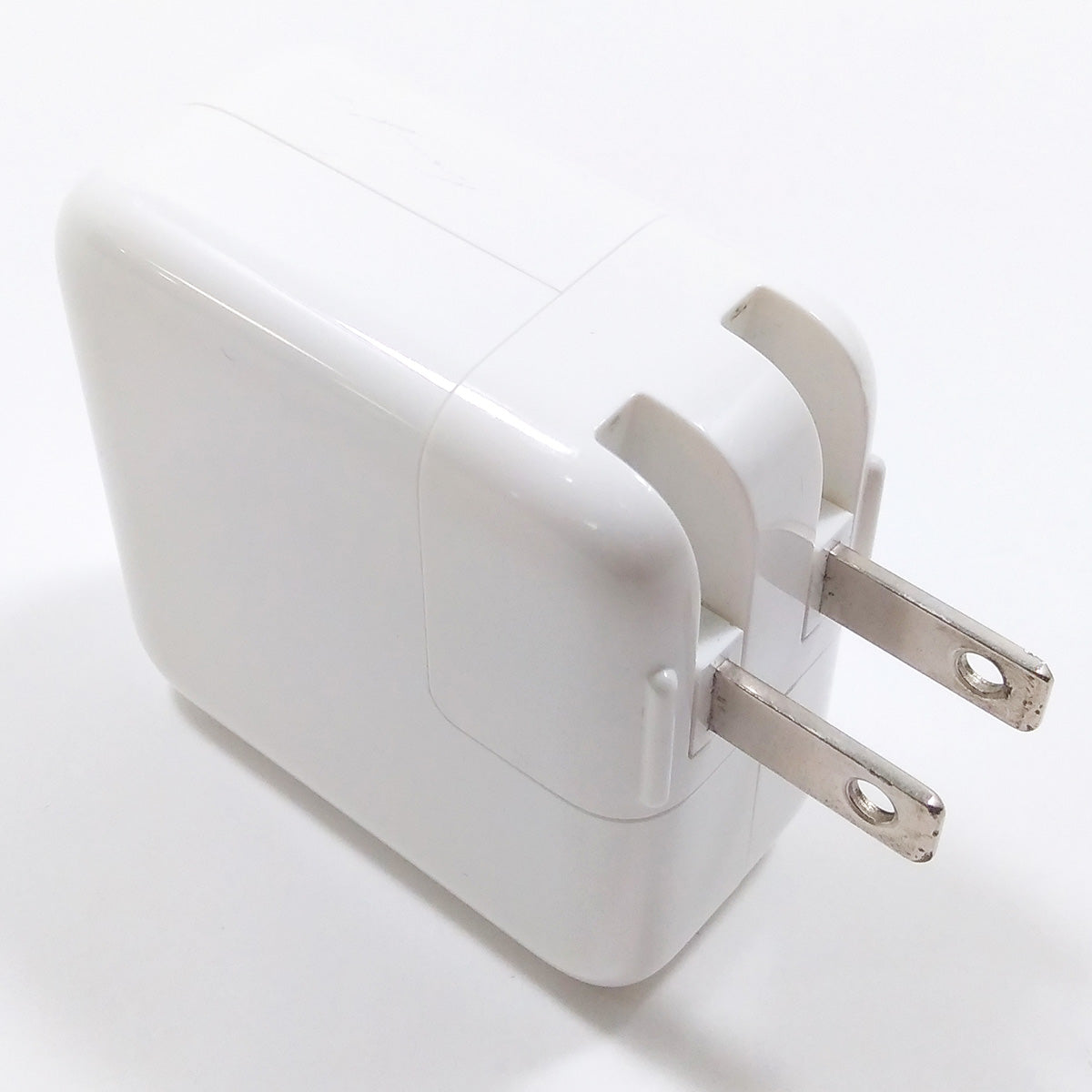 中古品】Apple 30W USB-C電源アダプタ [A_MY1W2AM/A] – 秋葉館