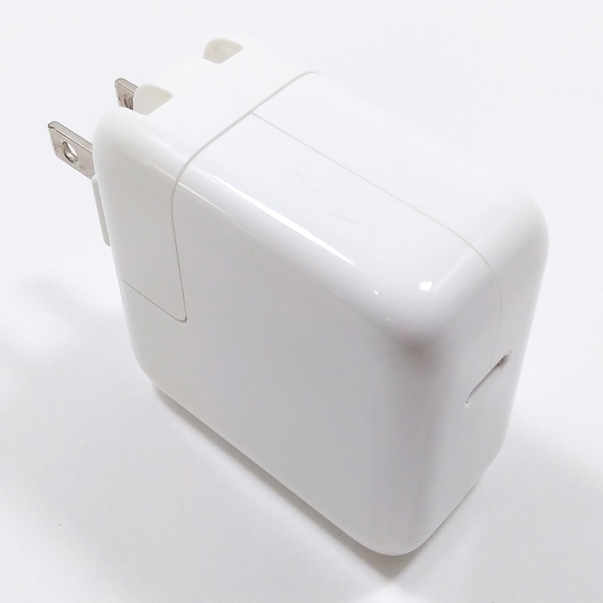 中古品】Apple 30W USB-C電源アダプタ [A_MY1W2AM/A] – 秋葉館